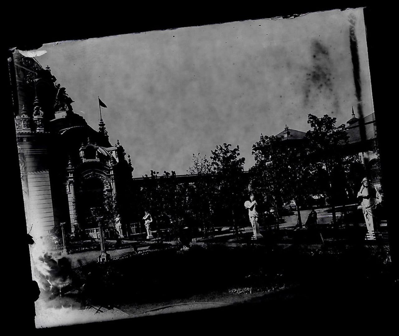 Lot 152 - Grouping Of 17 Antique Glass Plate Photo Negatives Including Pan-American Exposition, Buffalo, New York, Circa 1901, And Views Of A Small Town