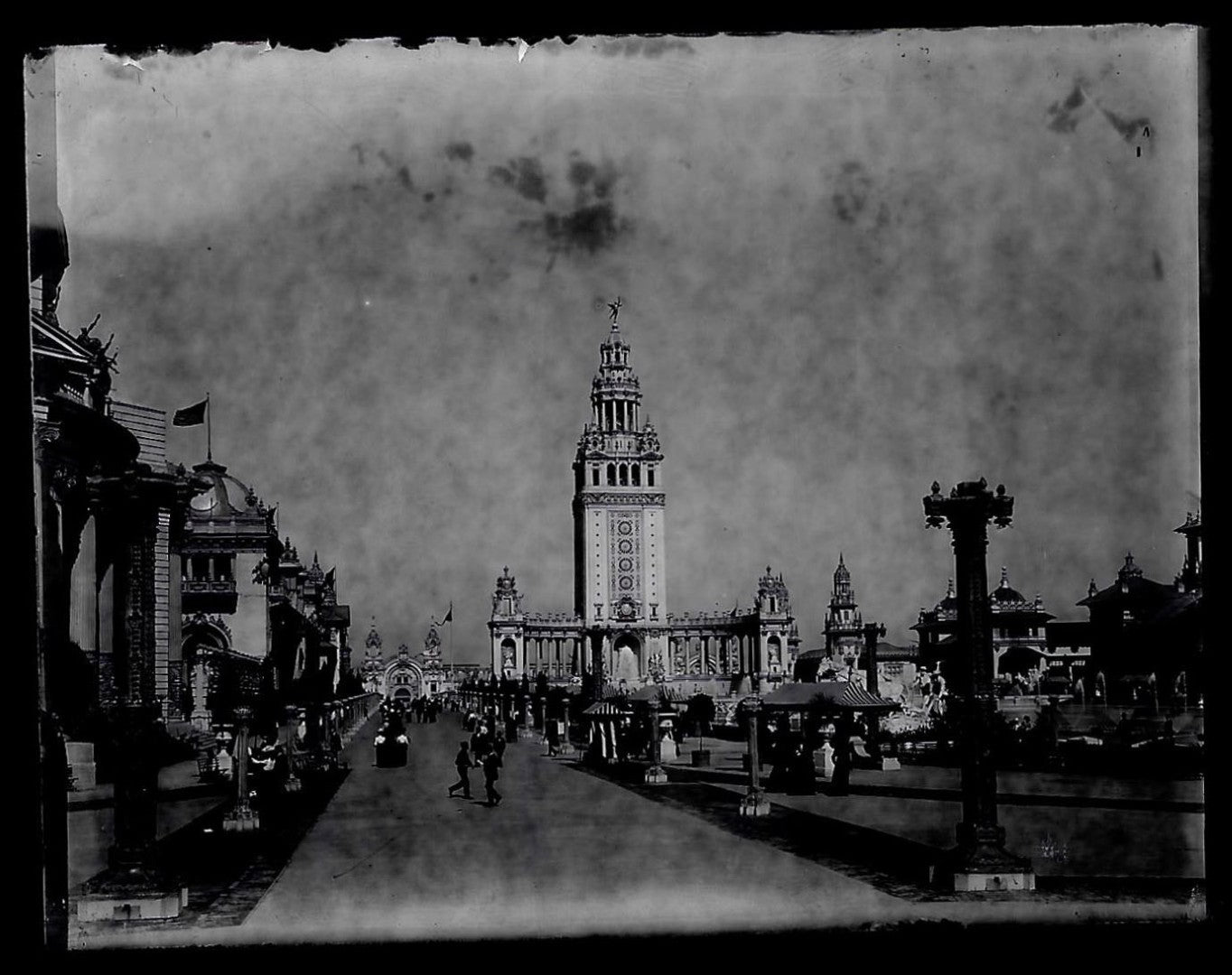 Lot 152 - Grouping Of 17 Antique Glass Plate Photo Negatives Including Pan-American Exposition, Buffalo, New York, Circa 1901, And Views Of A Small Town