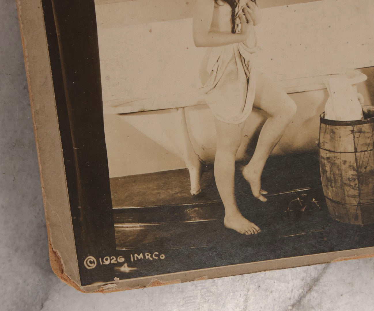Lot 158 - Pair Of Vintage Risqué Stereograph Photo Cards Depicting Nude Woman In Bath Tub And Posing With Towel, Copyright 1926 By I.M.R. Co. 