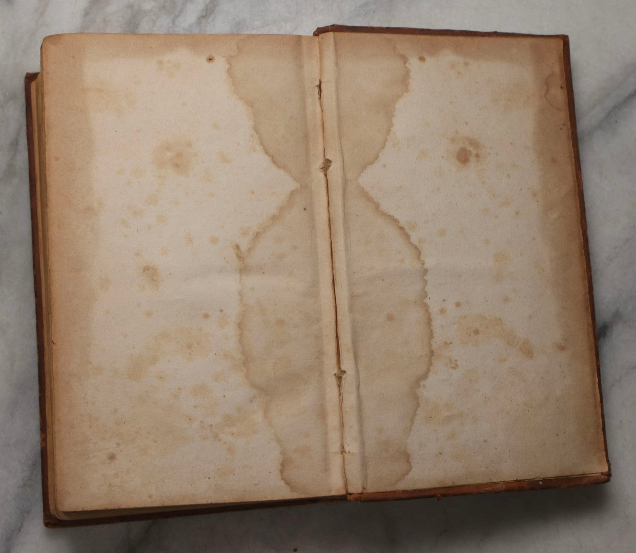 Lot 201 - "Memoirs Of General La Fayette" Antique Leather Bound Biography, Published By Barber & Robinson, Hartford, 1835