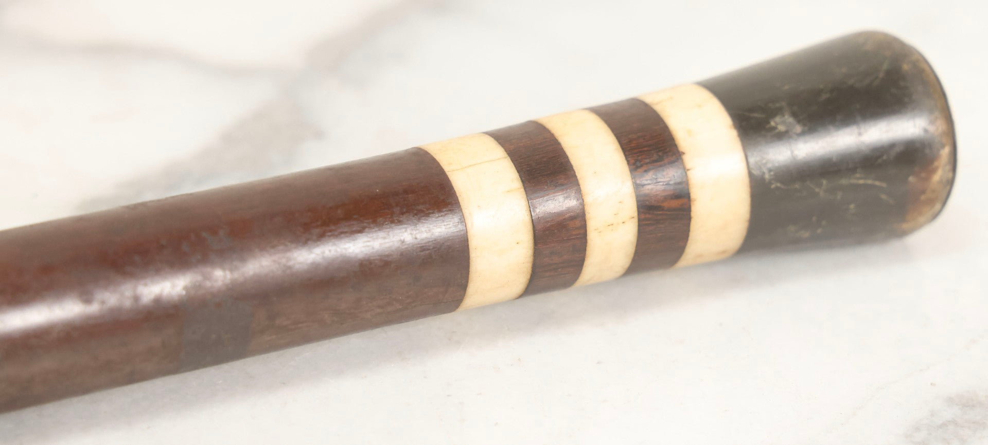 Lot 004 - Antique Cane With Sterling Silver Medallion Dated July 20th, 1901 And Monogrammed "P.M.C." Mounted On Horn Grip With Banded Bone And Wood Shaft, 33-1/2" L