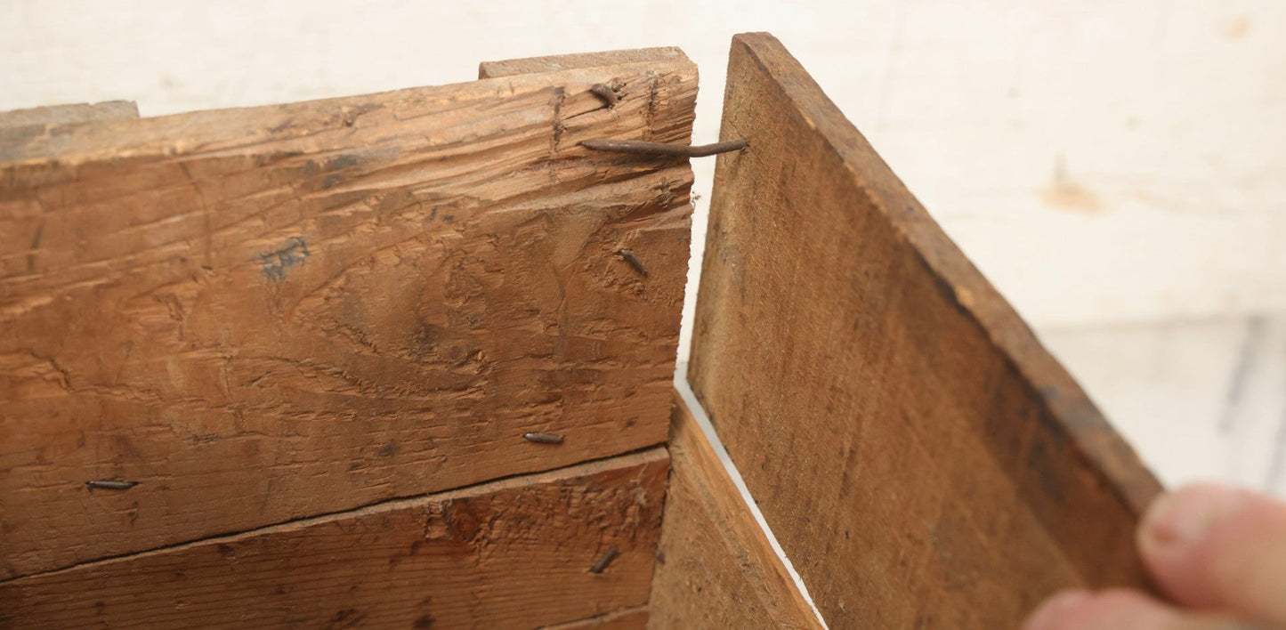 Lot 015 - Antique Wood Crate For Roakine Embalming Fluid, Compounded By Oakley Laboratories Inc., Minneapolis, Minnesota