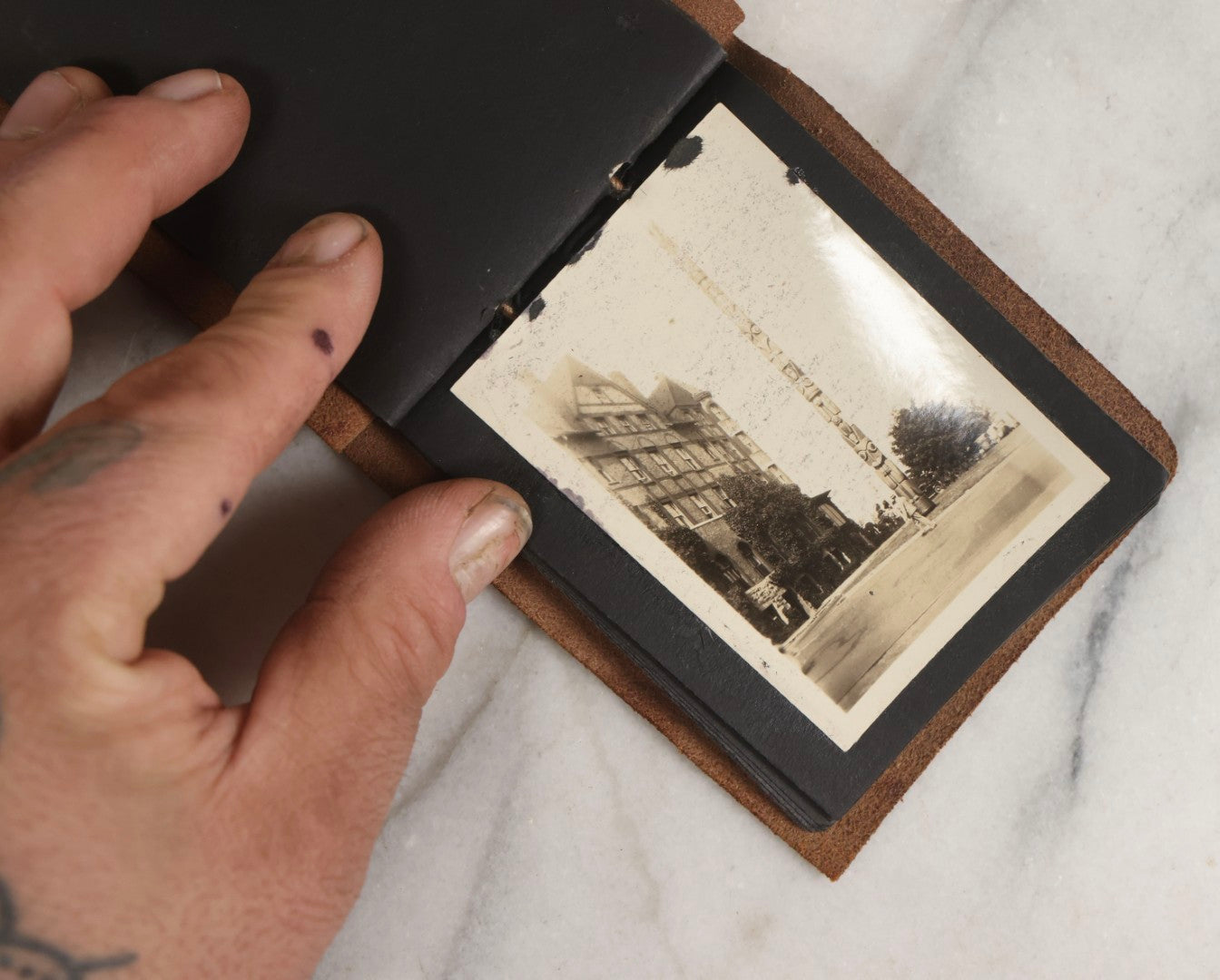 Lot 142 - Pair Of Antique Miniature Snapshot Photo Albums Including Oregon Scenes And Beach & Boating Views