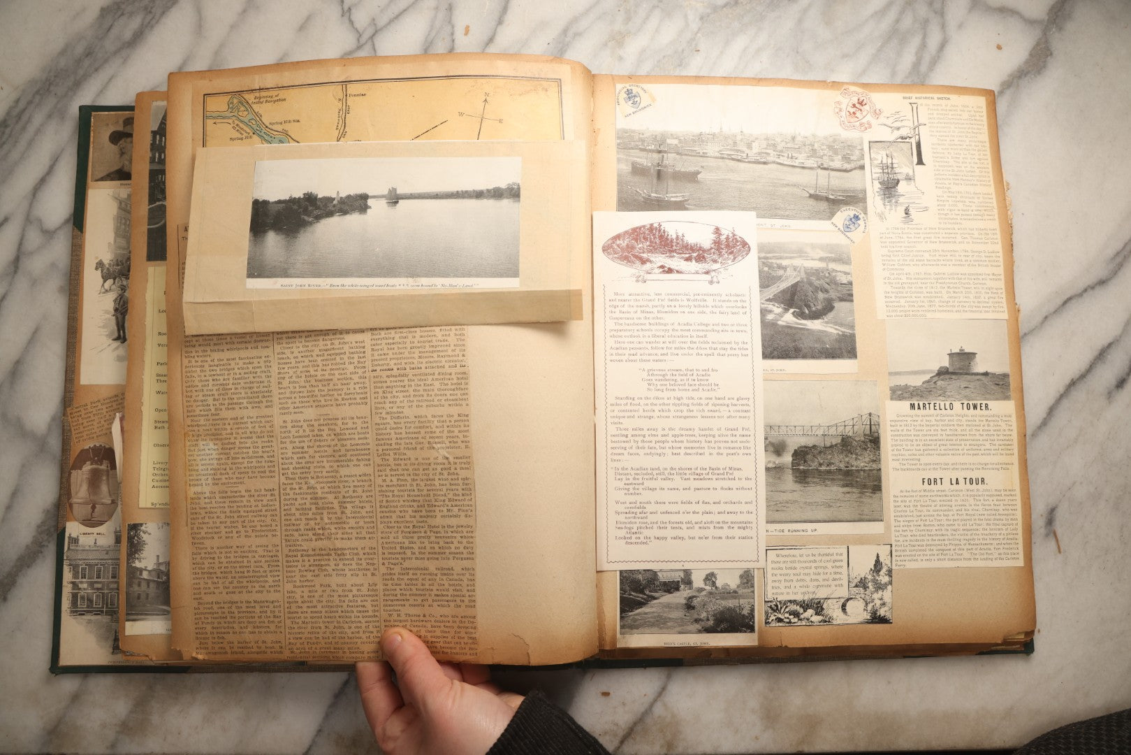 Lot 095 - Antique Washington D.C., Hudson River, Montreal, Asheville, And Maine Travel Scrapbook With Pressed Botanical Specimens, Circa  1898-1905, Note Binding Split, Pages Detached And Brittle