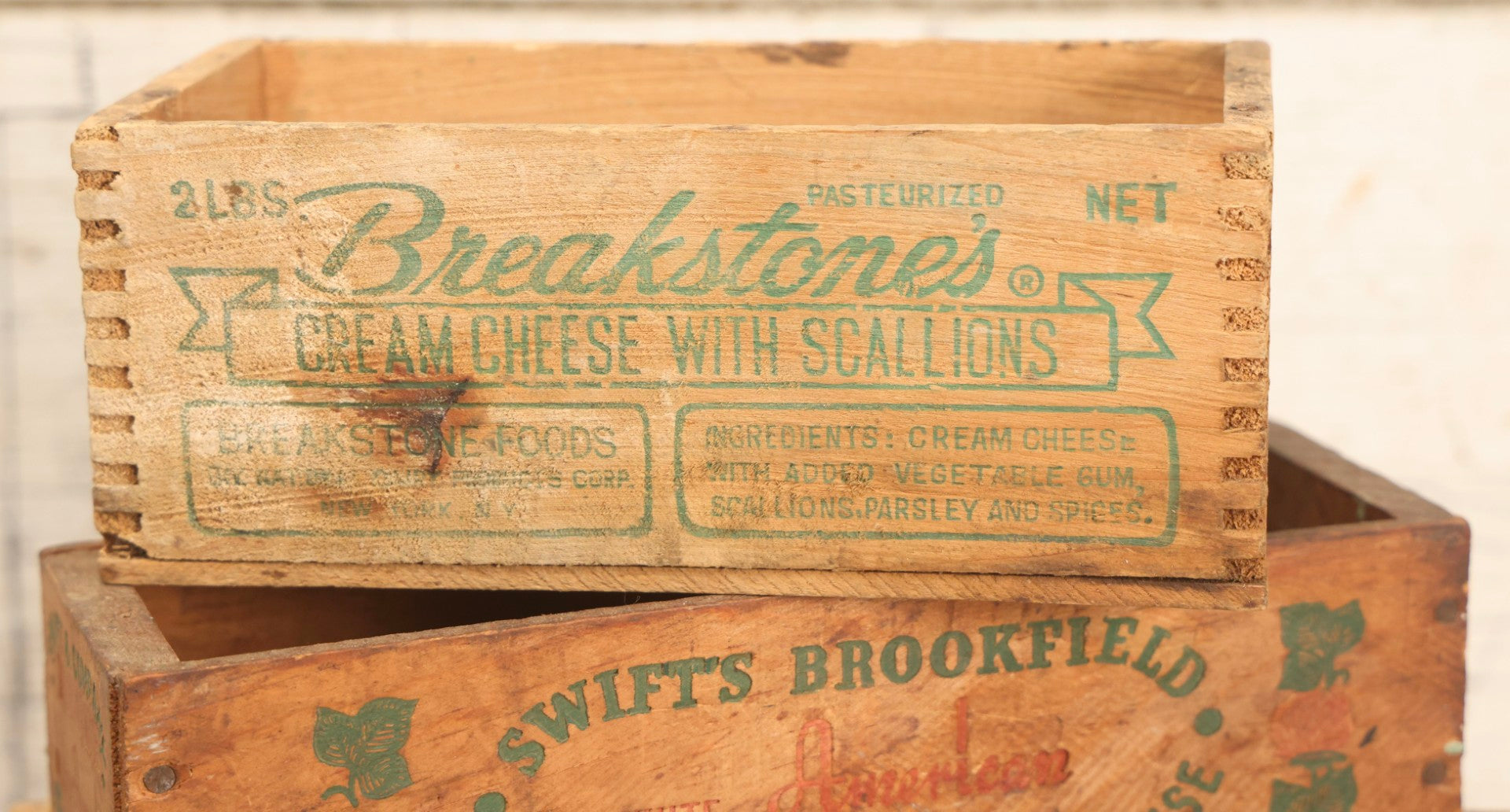 Lot 120 - Grouping Of Three Vintage Wooden Cheese Boxes Including Hygrade Brand, Swift's Brookfield White American, And Breakstone's Cream Cheese With Scallions