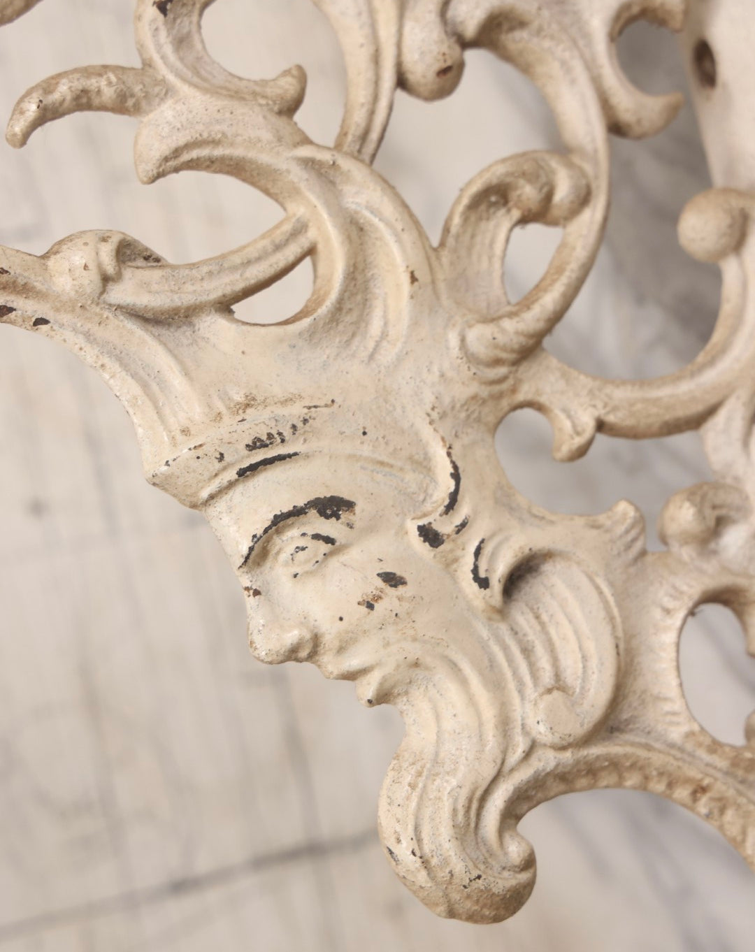 Lot 028 - Pair Of Antique White Painted Cast Iron Ornate Architectural Shelf Brackets With Figural Face Motif