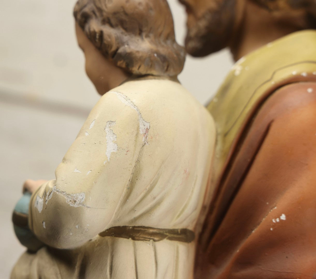 Lot 102 - Vintage Chalkware Saint Joseph With The Child Jesus Figural Religious Sculpture