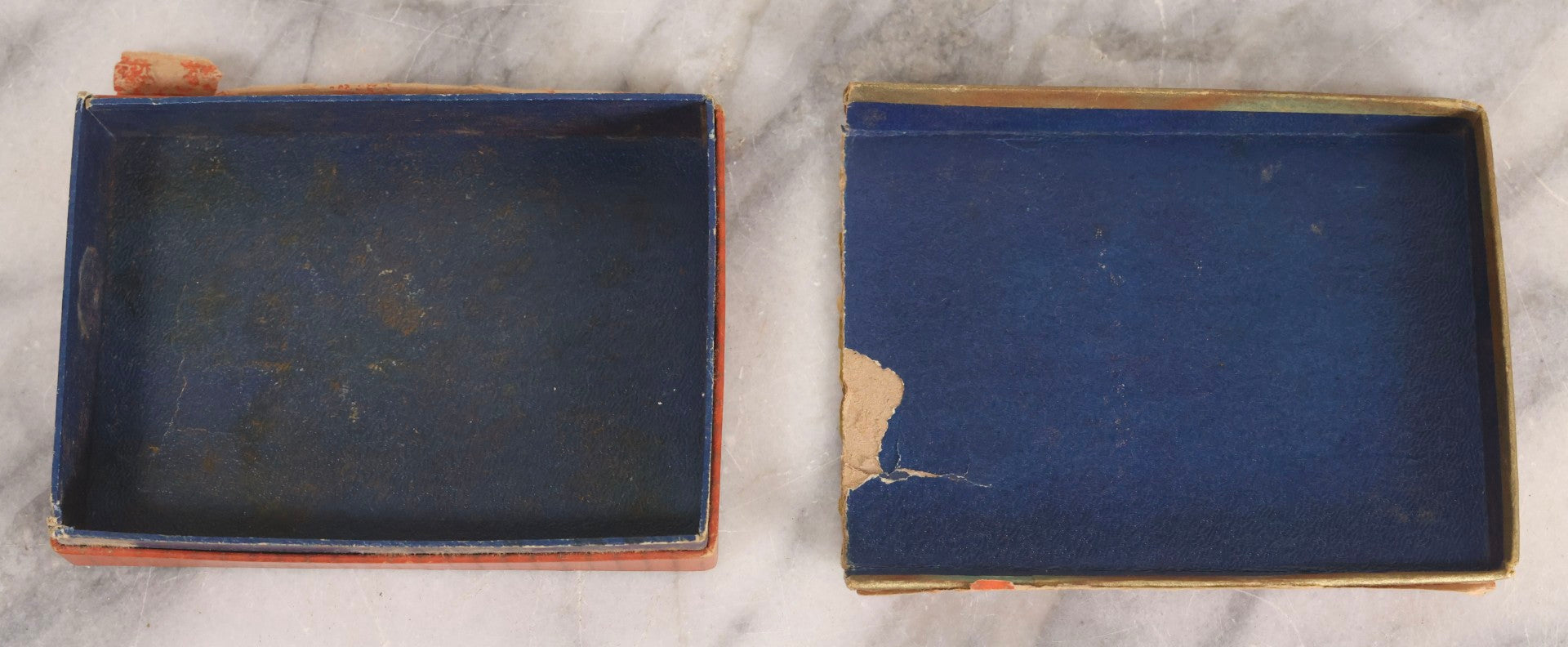 Lot 268 - Trio Of Vintage And Antique Advertising Boxes Including Bull Dog Jar Rubbers, Senate Havana Cigar, And Richard Hudnut “Three Flowers” Travelette Box