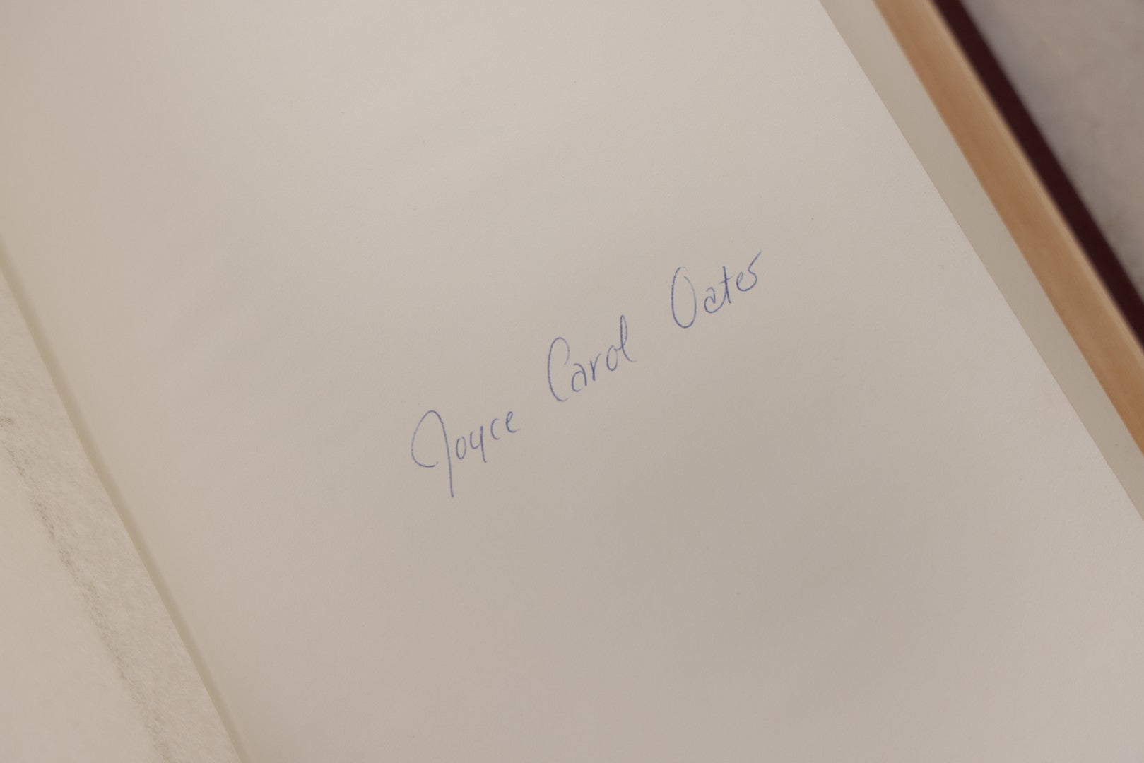 Lot 315 - "Them" Vintage Fine Binding Book Signed By author Joyce Carol Oates, Limited Edition Illustrated By Steven H. Stroud, Privately Printed, 1979