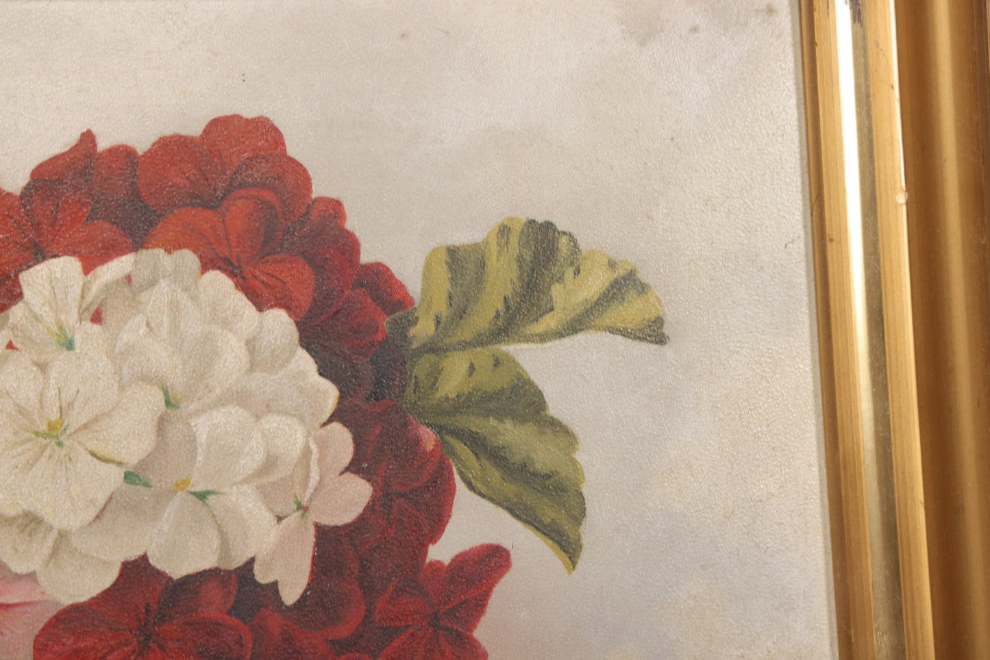 Lot 020 - Antique Oil On Board Floral Still Life Painting Of Geraniums In A Brown Vase, In Gilt Frame