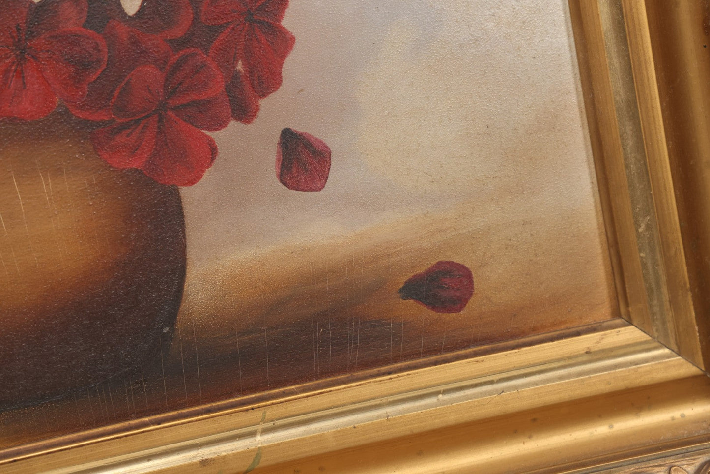 Lot 020 - Antique Oil On Board Floral Still Life Painting Of Geraniums In A Brown Vase, In Gilt Frame