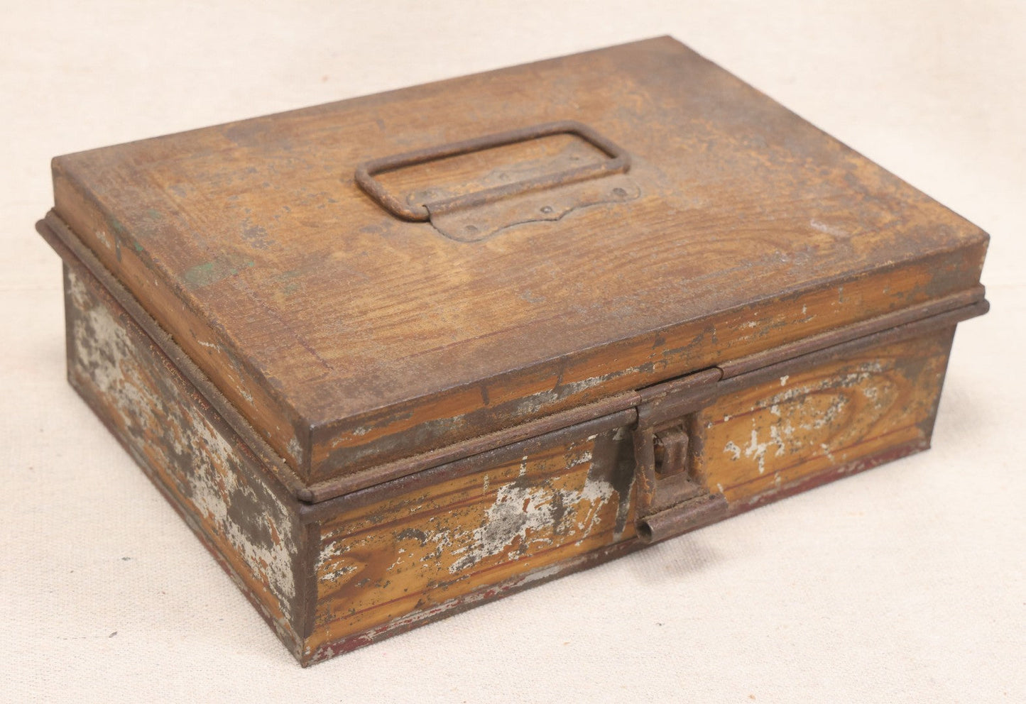 Lot 034 - Antique Toleware Spice Box With Six Interior Tins By Kreamer, Labeled Mace, Cinnamon, Cloves, Allspice, Nutmeg, And Ginger
