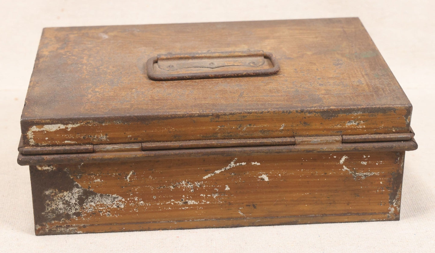 Lot 034 - Antique Toleware Spice Box With Six Interior Tins By Kreamer, Labeled Mace, Cinnamon, Cloves, Allspice, Nutmeg, And Ginger