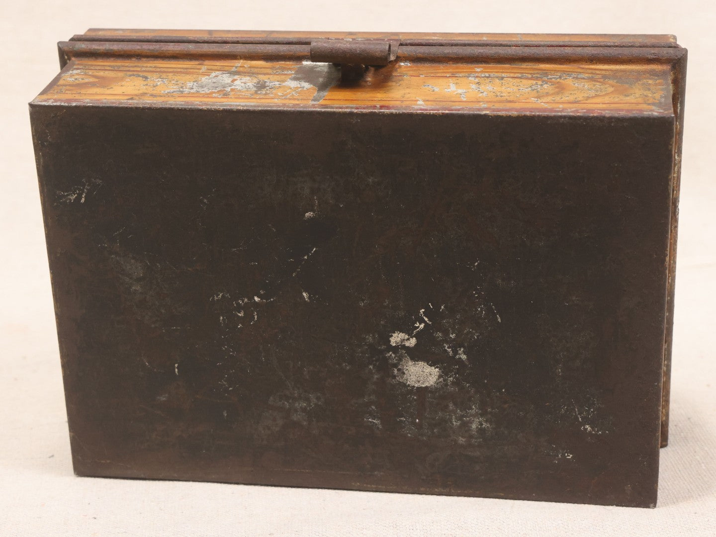Lot 034 - Antique Toleware Spice Box With Six Interior Tins By Kreamer, Labeled Mace, Cinnamon, Cloves, Allspice, Nutmeg, And Ginger