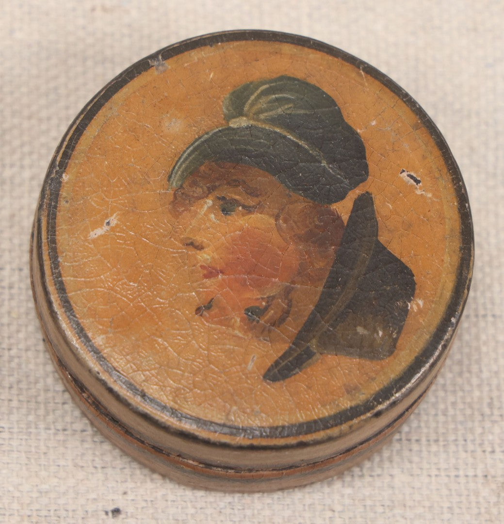 Lot 035 - Antique Hand-Painted Papier-Mâché Topsy-Turvy Portrait Snuff Box With Reversible Male And Female Faces