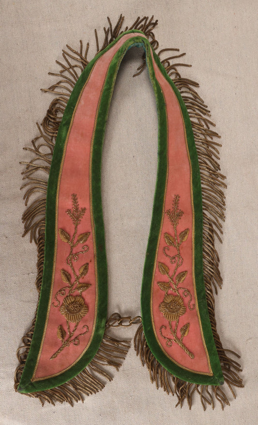 Lot 037 - Antique Odd Fellows I.O.O.F.. Rebekah Lodge Ceremonial Collar With Gold Bullion Embroidered Floral Design And Fringe