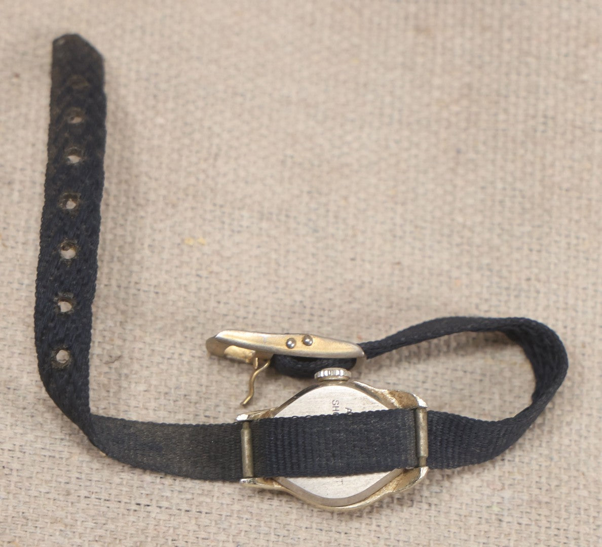 Lot 058 - Grouping Of Nine Vintage Wristwatches For Parts Or Repair Including Besco, Emerson, Rouen, Harmanette, Hanover, Bouquet, And Westclox, Many Swiss Make