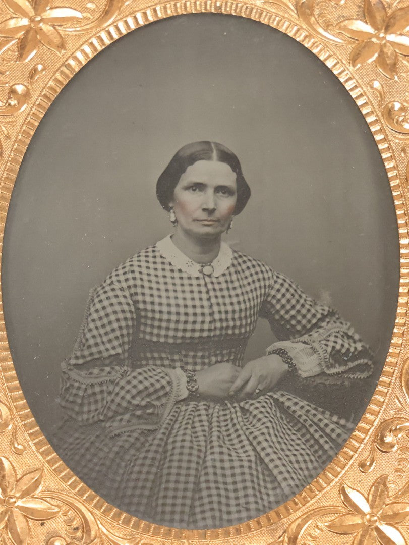 Lot 067 - Pair Of Antique 1/4th Plate Ambrotype Photographs, Married Couple, In Double Thermoplastic Union Case By S. Peck & Co. With Scroll And Medallion Design
