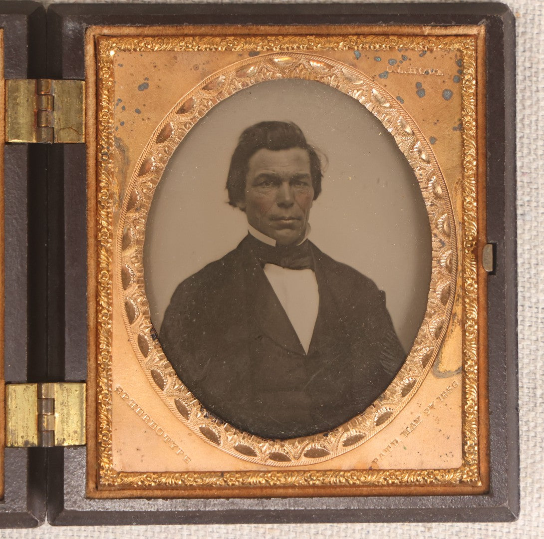 Lot 068 - Pair Of Antique 1/6th Plate Spherotype Ambrotype Photographs By C.L. Howe, Married Couple, In Double Thermoplastic Union Case By A.P. Critchlow & Co.