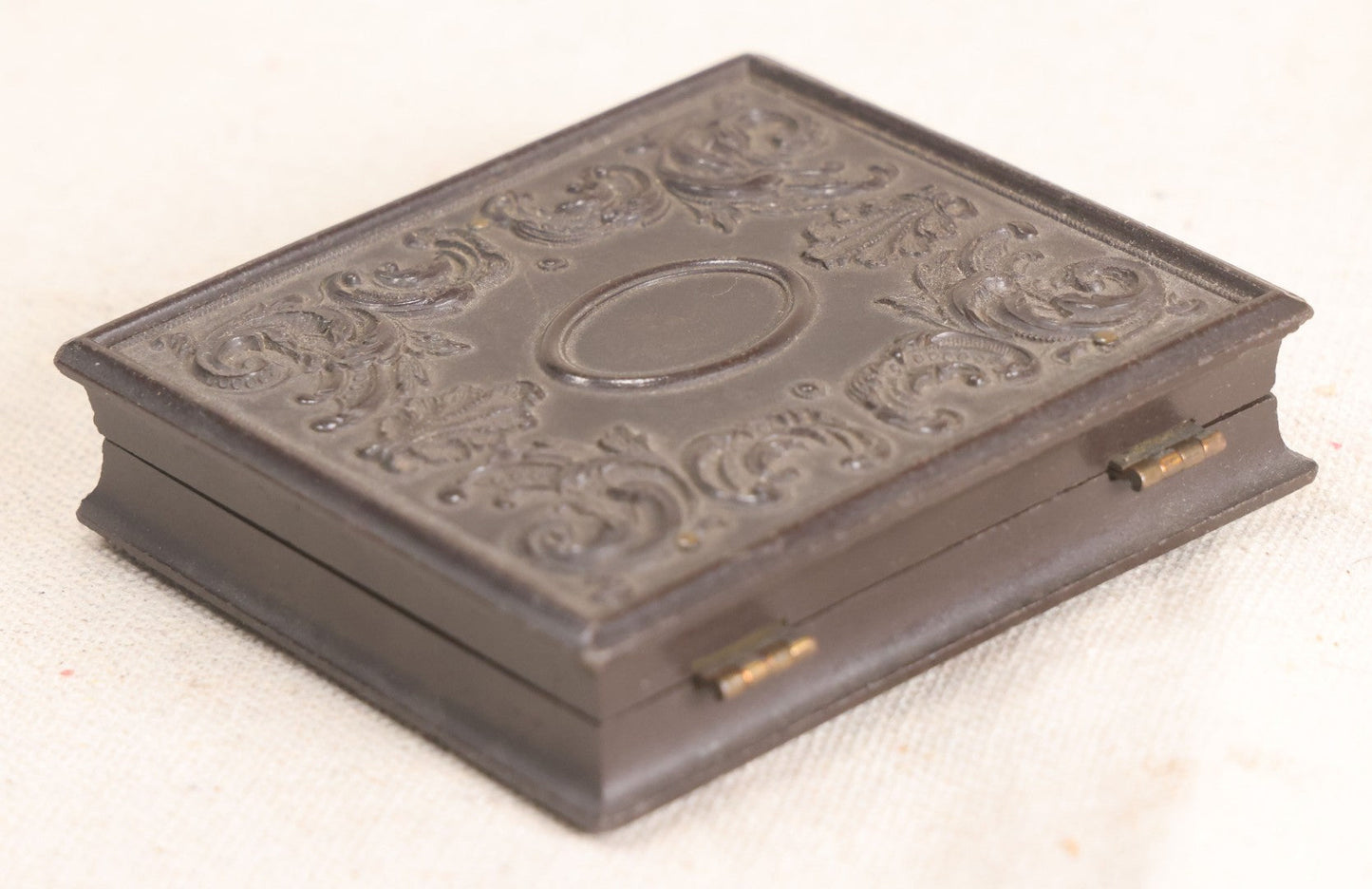 Lot 068 - Pair Of Antique 1/6th Plate Spherotype Ambrotype Photographs By C.L. Howe, Married Couple, In Double Thermoplastic Union Case By A.P. Critchlow & Co.