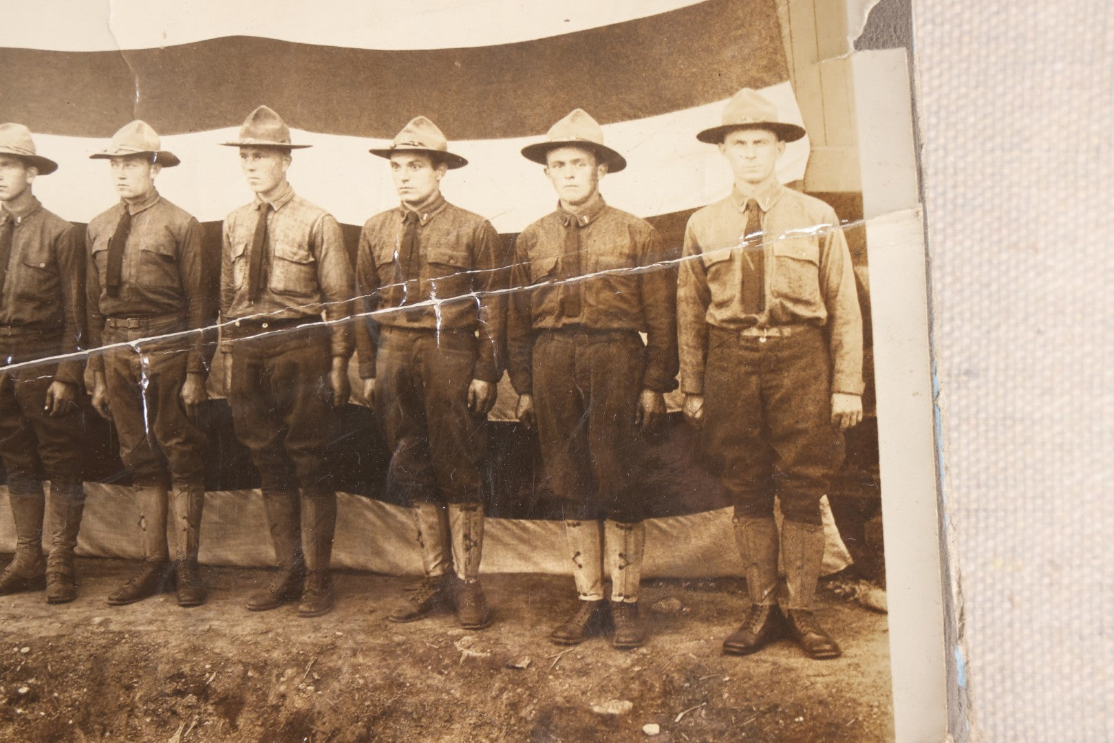Lot 109 - Antique Board-Mounted Photograph Of World War I Soldiers In Formation Before A Large American Flag, Photographed By Kinsey Photo, Seattle