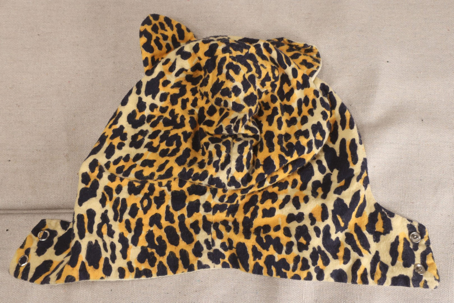 Lot 224 - Vintage Two-Piece Leopard Print Child's Halloween Costume With Attached Tail And Separate Hood