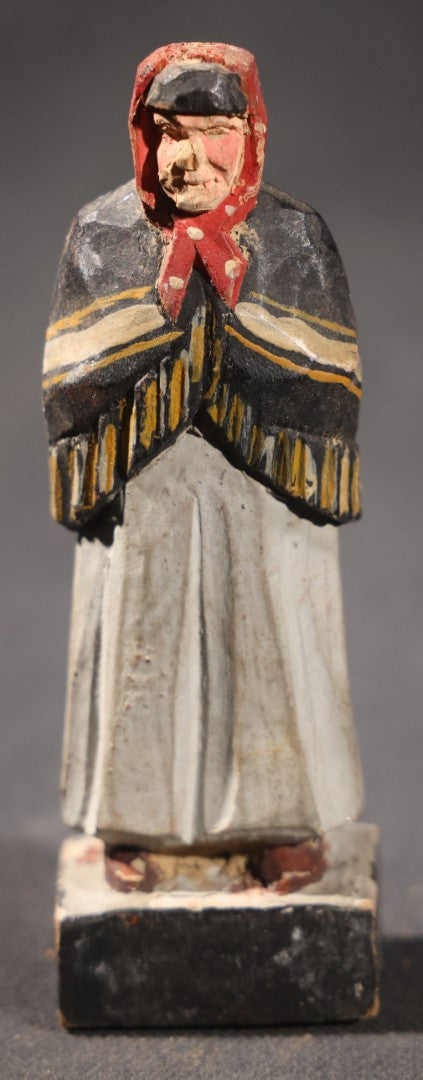 Lot 034 - Grouping Of Eight Vintage Folk Art Hand-Carved And Painted Wooden Figures In Traditional Dress