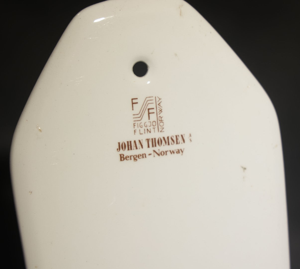 Lot 075 - Vintage Figgjo Flint Porcelain Wall Plaque, "Seim Kyrkje" ("Seim Church") 1877, Johan Thomsen, Bergen, Norway, 1987