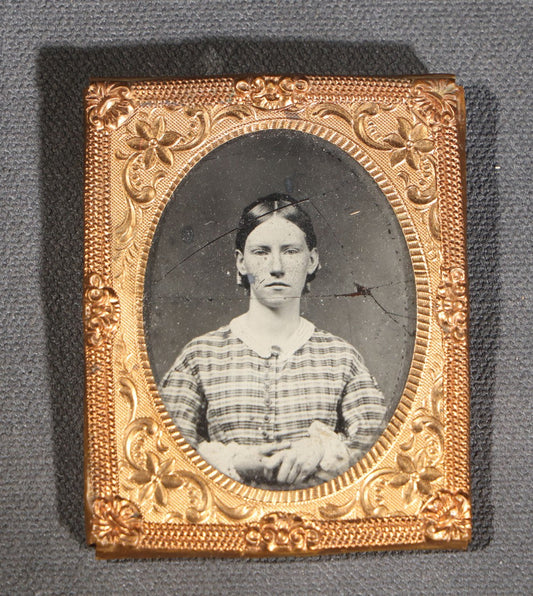 Lot 118 - Antique 1/9th Plate Ambrotype Photograph, Uncased, Portrait Of A Young Woman In Plaid Dress With White Collar, Photographed At Geo. L. Brakenridge's Ambrotype & Photograph Saloon, Ware, Massachusetts, Note Cracked Image Plate