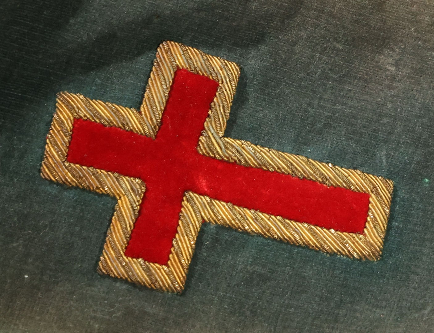 Antique Masonic Knights Templar Black Velvet Sash, "In Hoc Signo Vinces" Star, Maltese Cross, and Square and Compass, with Green Velvet Reverse, Named to C.S. Adams, Manufactured by the Henderson-Ames Co., Kalamazoo, Michigan