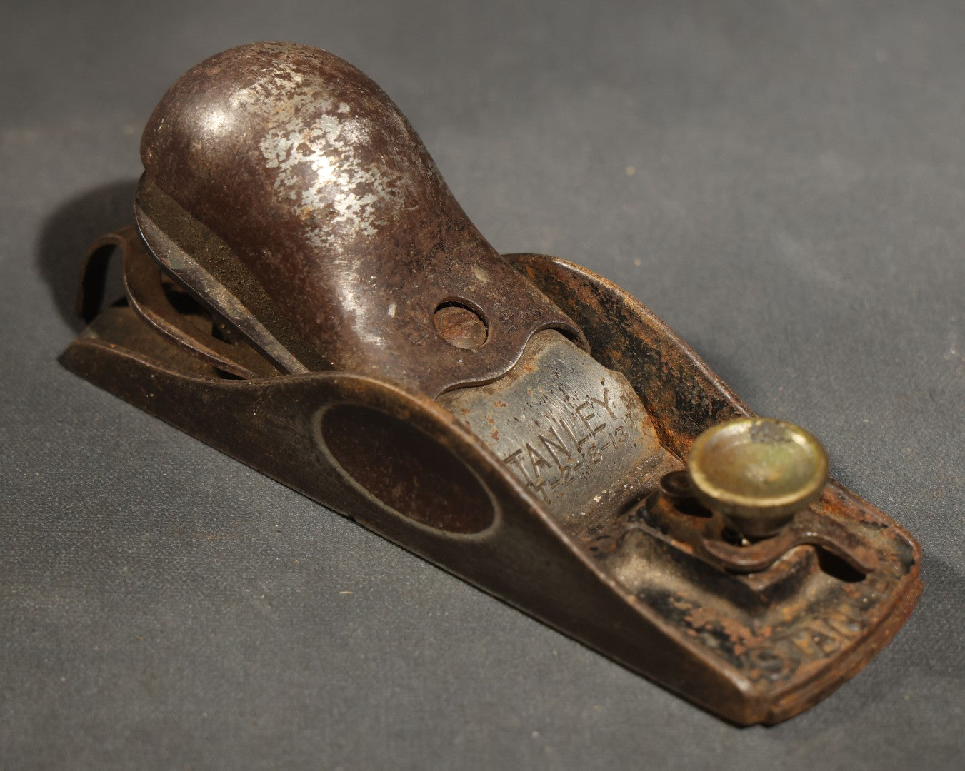 Trio of Vintage and Antique Stanley and Unbranded Metal Block Planes Including Stanley No. 220, Stanley Patent 2-18-13, and Made in U.S.A. Example