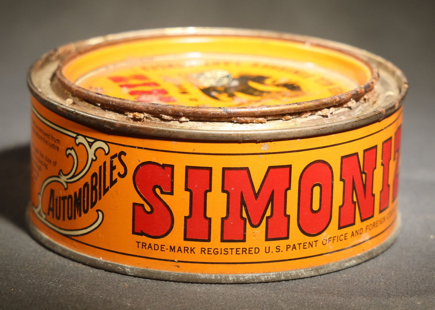 Vintage Simoniz Automobile and Furniture Wax Tin, 7 Oz., Lid with Period Automobile and Figure Graphic, the Simoniz Company, Chicago, Illinois
