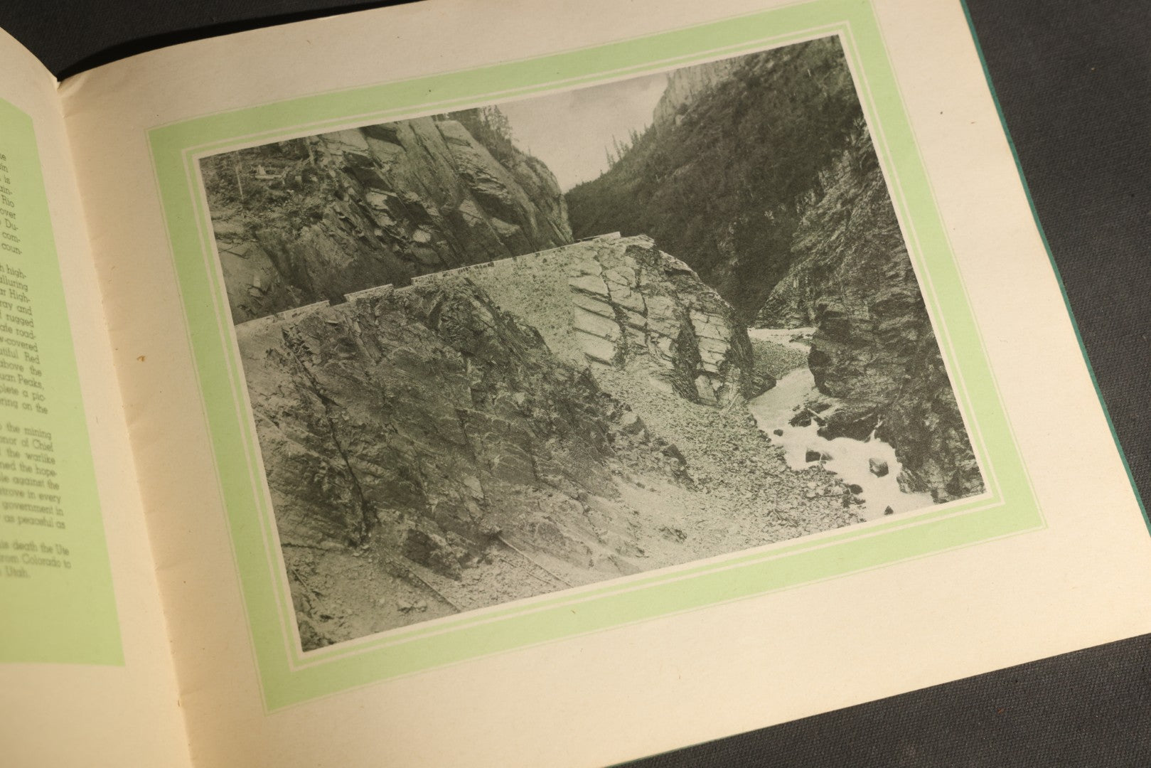 "Rocky Mountain Views on the Rio Grande, the Scenic Line of the World" Vintage Railroad Souvenir View Book, Denver & Rio Grande Western Railroad, Copyright 1943, Published by the Interstate Co., Chicago, Illinois