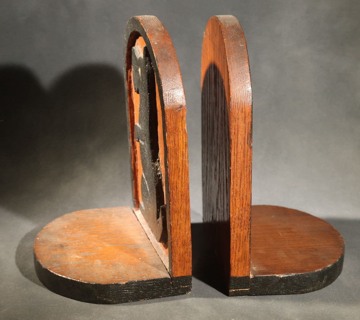 Pair of Antique Folk Art Carved and Painted Wood Bookends with Seated Scottie Dog Silhouette Figures