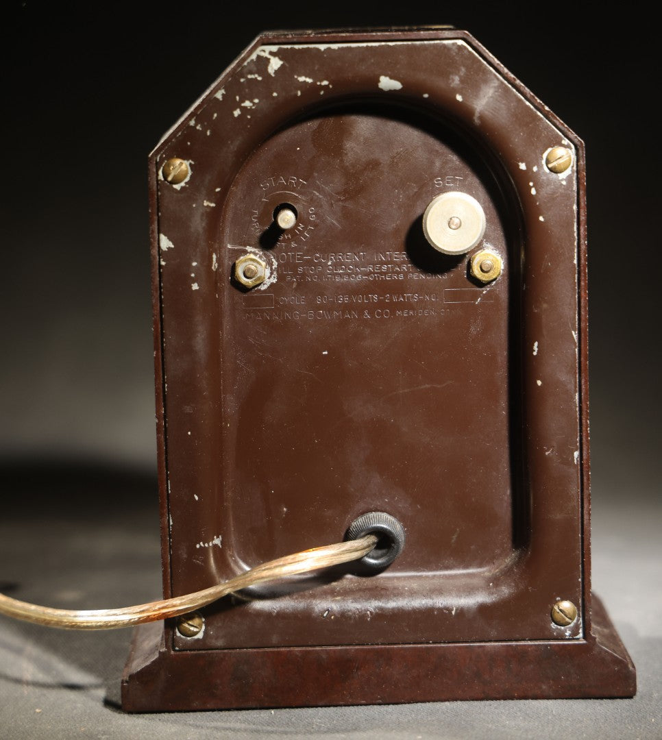 Vintage Manning-Bowman Bakelite Electric Mantle Clock, Octagonal Face, Working, Manufactured by Manning-Bowman & Co., Meriden, Connecticut