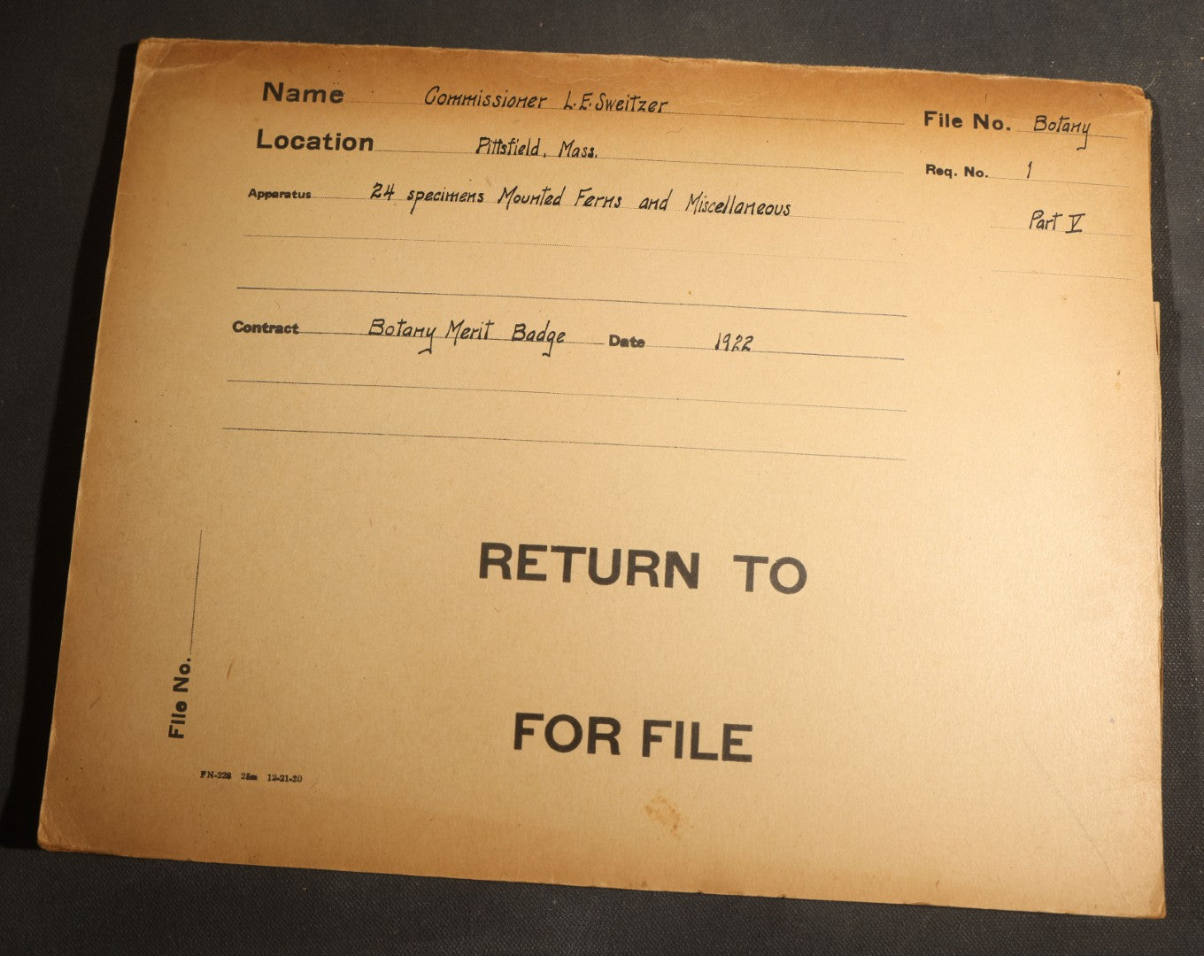 Grouping of five Antique Boy Scout Botany Merit Badge Specimen Collections with Over 100 Pages of Pressed Flowers, Plants, Leaves and Ferns, collected by Commissioner L.E. Sweitzer, Pittsfield, Massachusetts, 1922