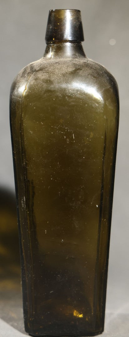 Grouping of Five Antique Case Bottles, Olive Green and Amber Glass, Tapered Square Form, Possible Gin Bottles, 19th Century & 20th century