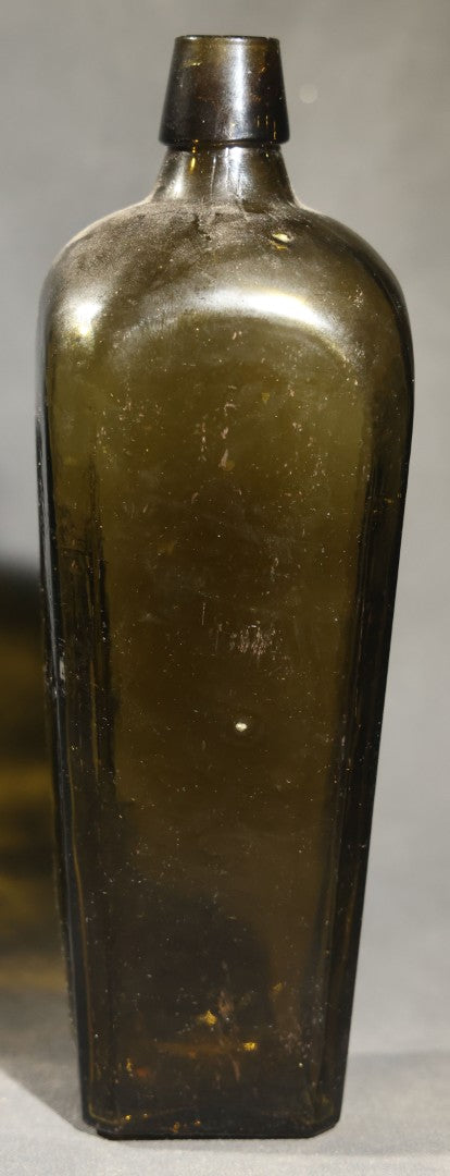 Grouping of Five Antique Case Bottles, Olive Green and Amber Glass, Tapered Square Form, Possible Gin Bottles, 19th Century & 20th century