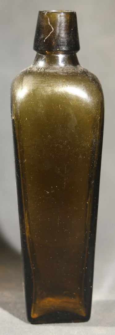 Grouping of Five Antique Case Bottles, Olive Green and Amber Glass, Tapered Square Form, Possible Gin Bottles, 19th Century & 20th century