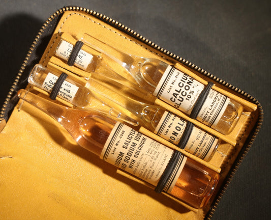 Vintage Abbott Ampoules Black Leather Medical Case with Glass Ampoules, including Sodium Salicylate, Calcium Gluconate, Abbott Laboratories, North Chicago, Illinois