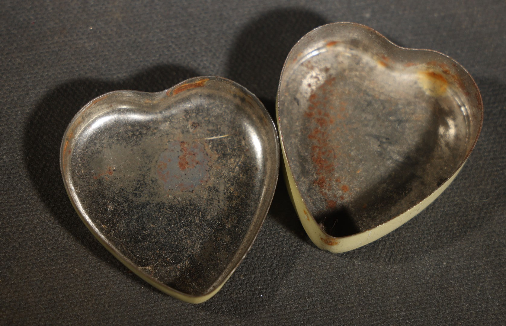 Antique Heart-Shaped Royal Navy Cigarettes Lithograph Tin, Sailor in Naval Uniform Graphics