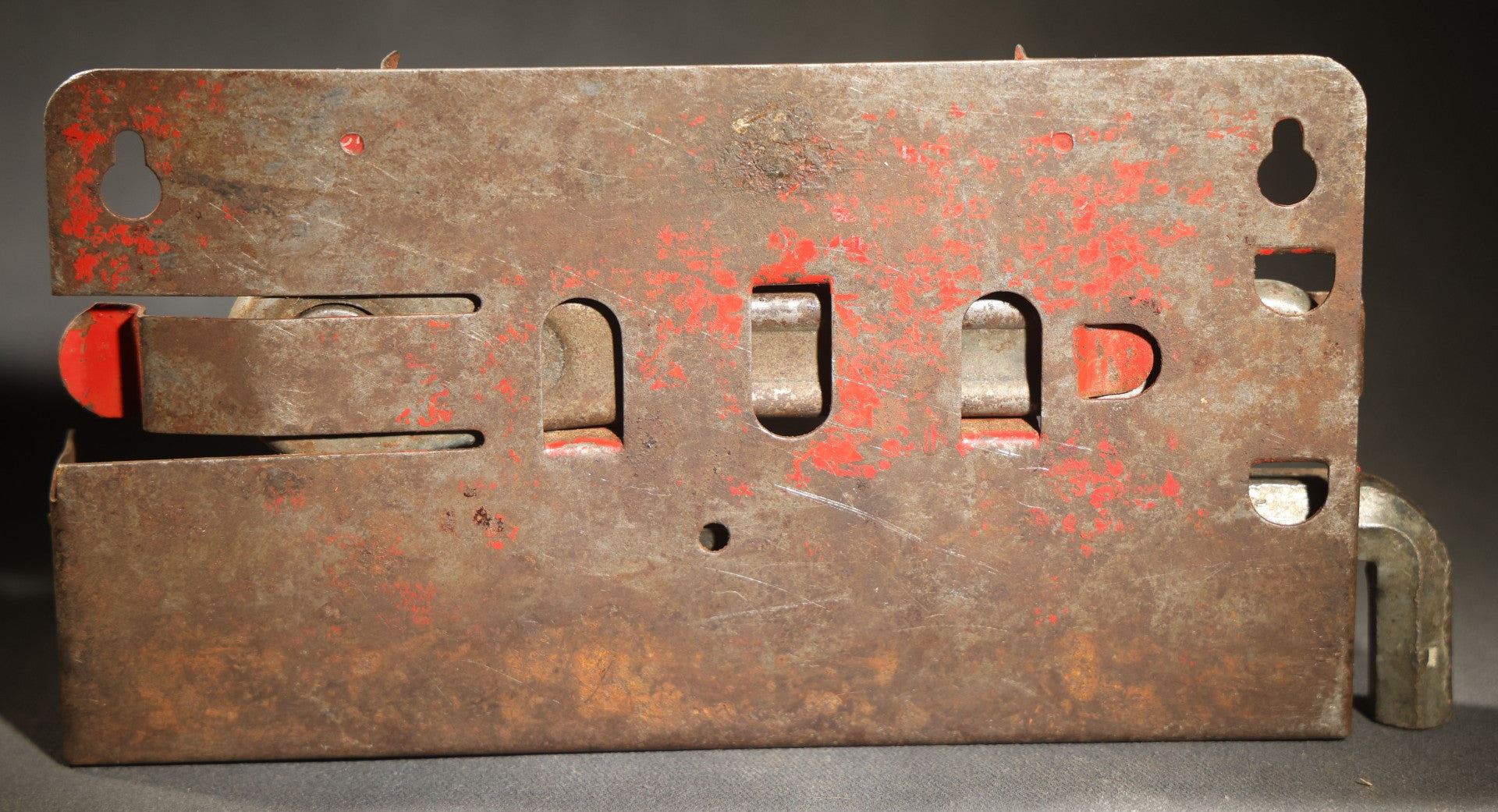 Vintage Ratcheting Socket Wrench Set with 15 Sockets in Metal Case with Orange Paint