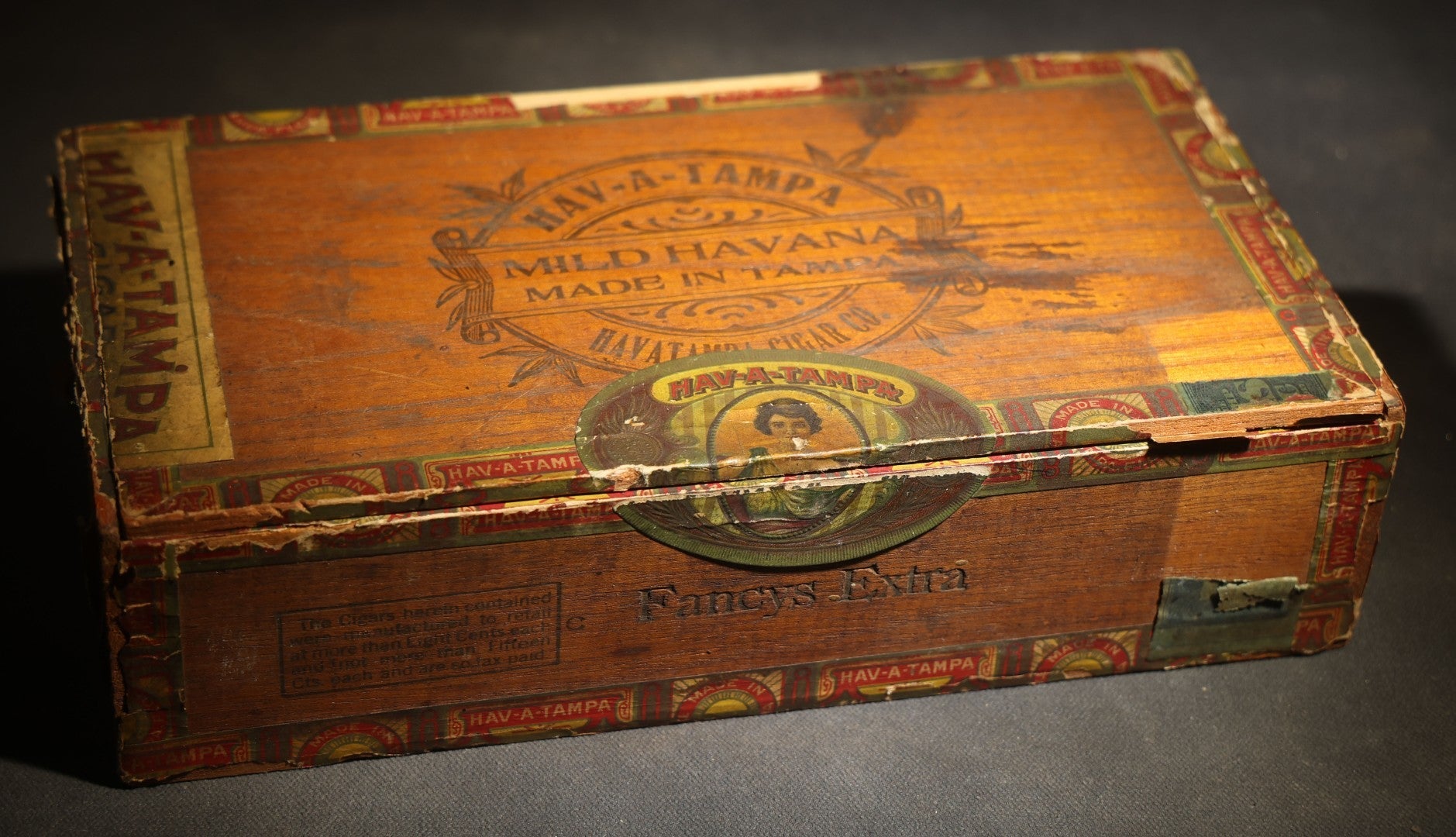 Vintage HAV-A-TAMPA 10 Cent Cigar Box Filled with Skeleton Keys, Tampa, Florida, As Found