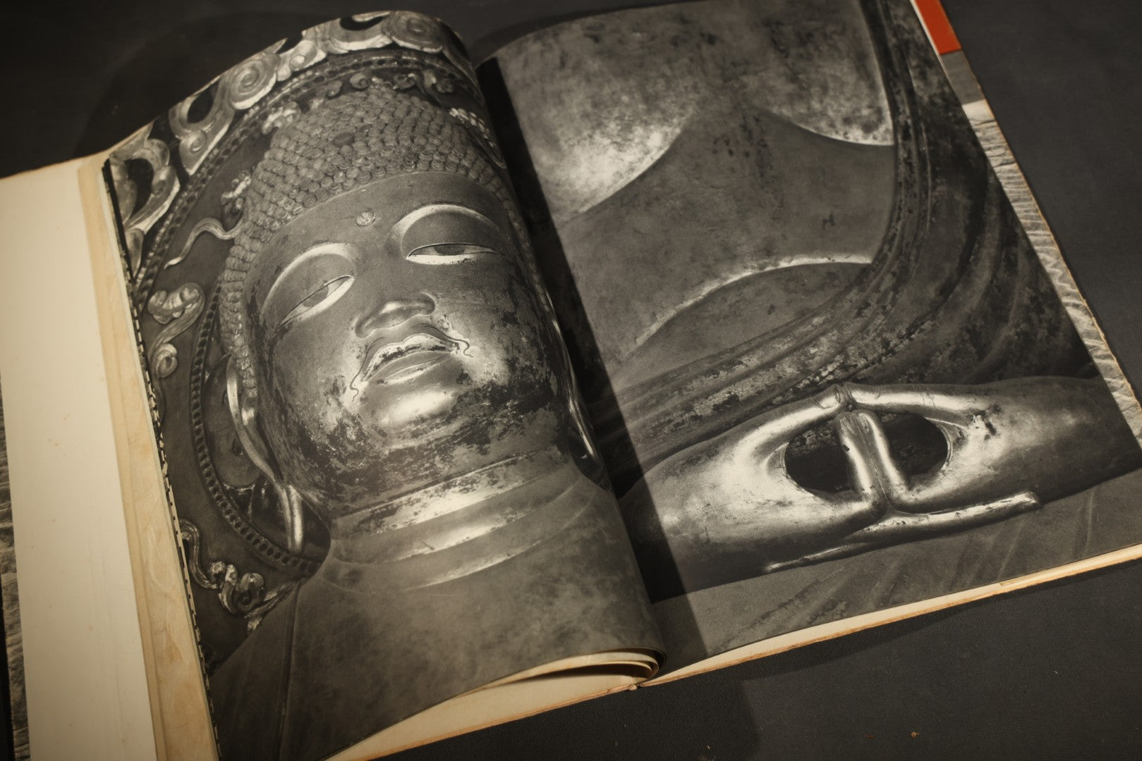 "Byodo-In" Vintage Japanese Temple Photography Book, The Valley of the Temples Memorial Park, Photographs by Tatsuzo Sato