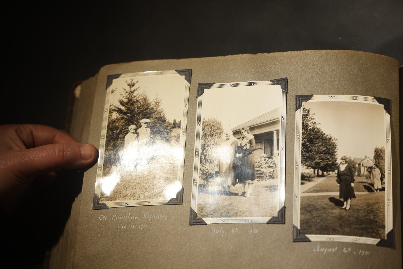 Antique Snapshot Photo Album Containing 200+ Snapshot Photographs, California Road Trip and Cross Country Travel Including Los Angeles, San Francisco, Catalina Island, Washington D.C., Niagara Falls, 1926-1930