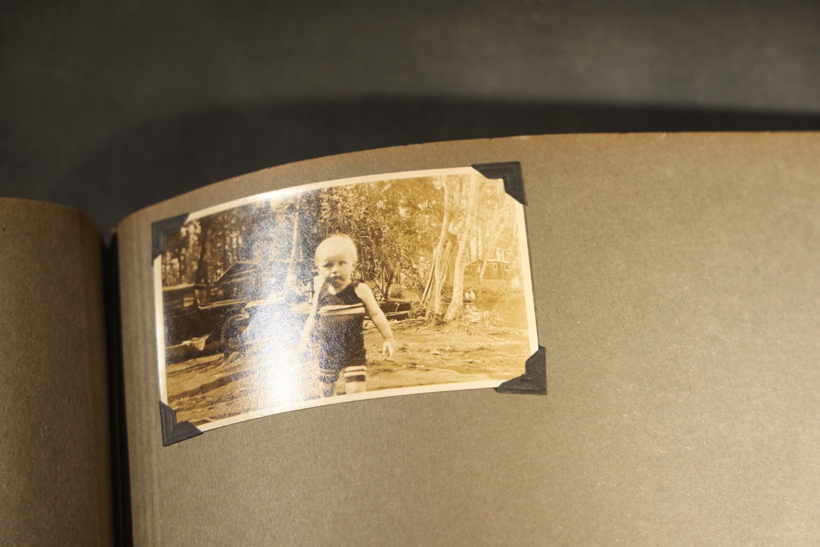 Antique Snapshot Photo Album Containing 200+ Snapshot Photographs, California Road Trip and Cross Country Travel Including Los Angeles, San Francisco, Catalina Island, Washington D.C., Niagara Falls, 1926-1930