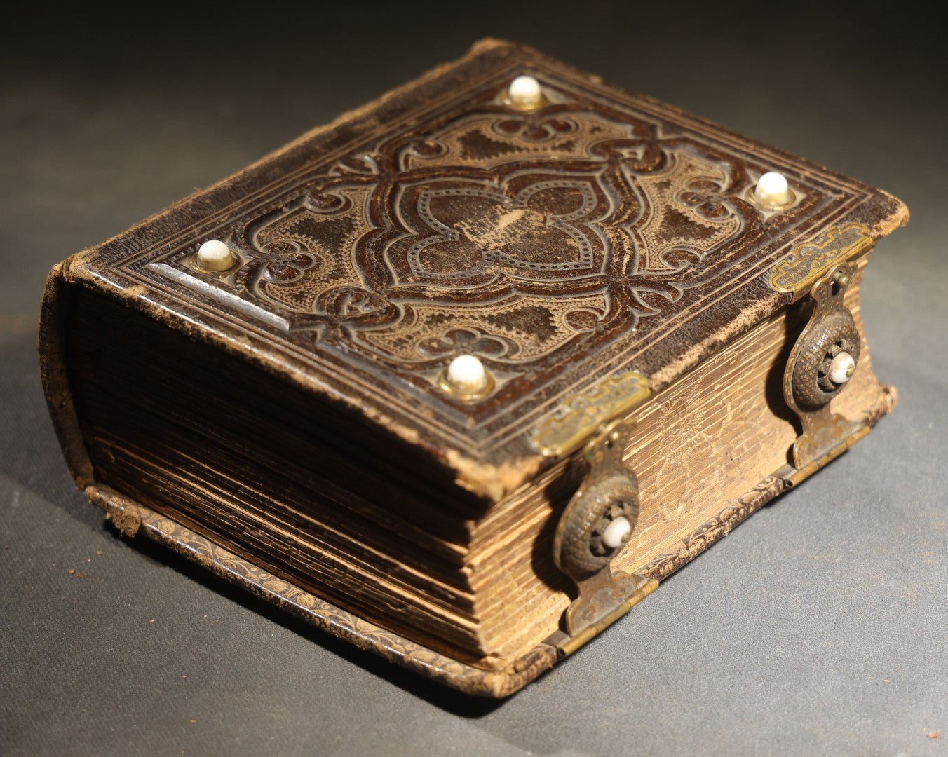 Antique Portrait Photo Album Containing 32 Tintype Photographs and 11 Carte de Visite C.D.V. Photographs, Leather Binding with Gauffered Edges, manufactured by Altemus & Co., Philadelphia, circa 1860s