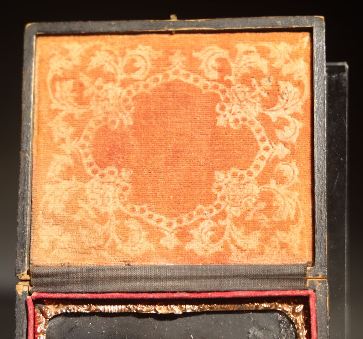 Antique 1/6th Plate Tintype Photograph of Two Women in full split leatherette union case, Wear to Photo, Case Split and Taped
