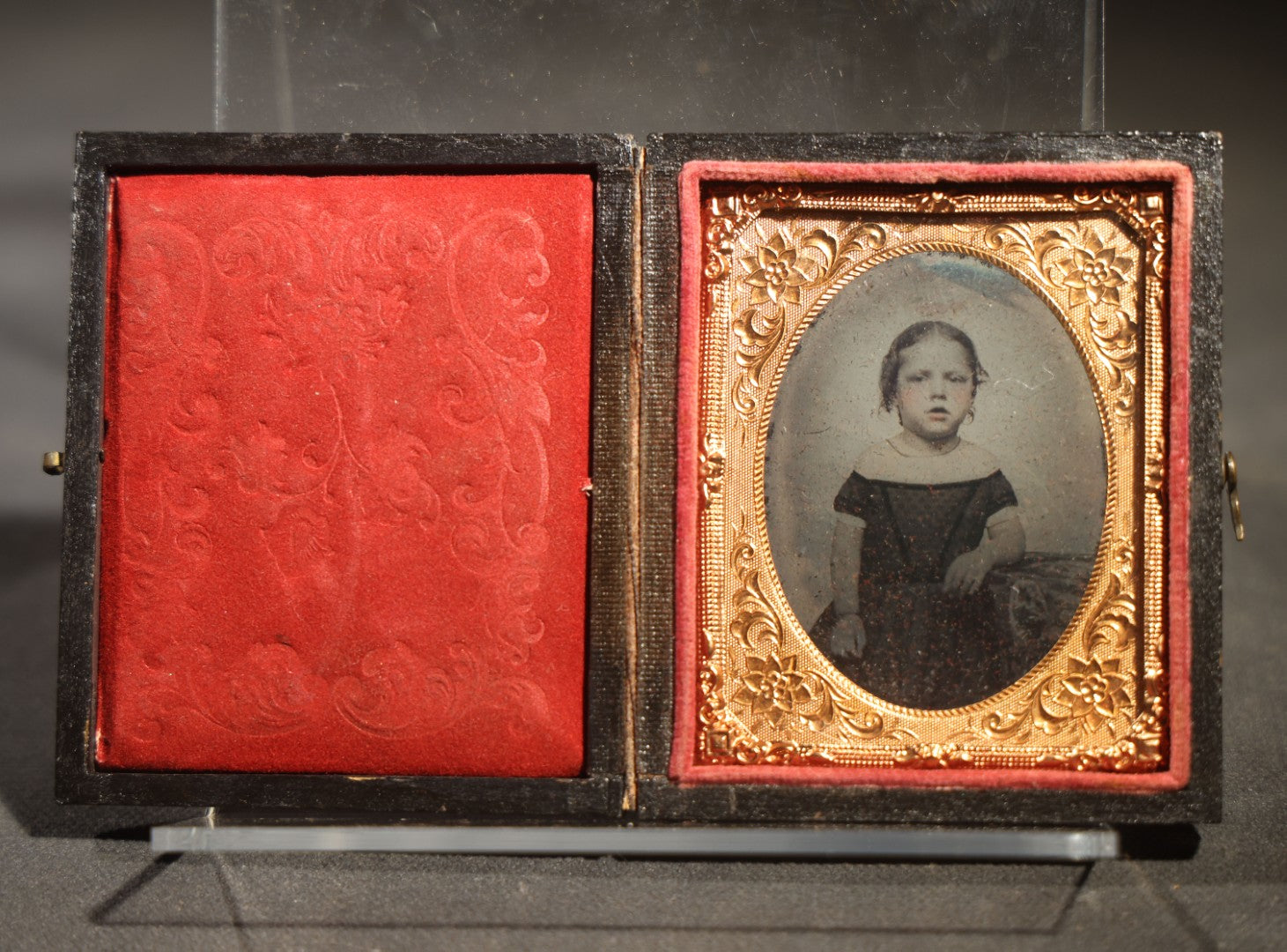 Antique 1/9th Plate Tintype Photograph of a Young Girl in Off-Shoulders Dress in Full Intact Leatherette Union Case