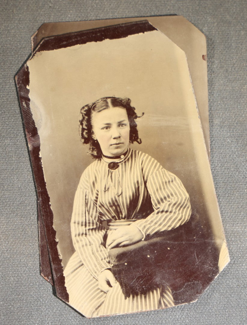 Grouping of Six Antique Tintype Photographs of Victorian Women